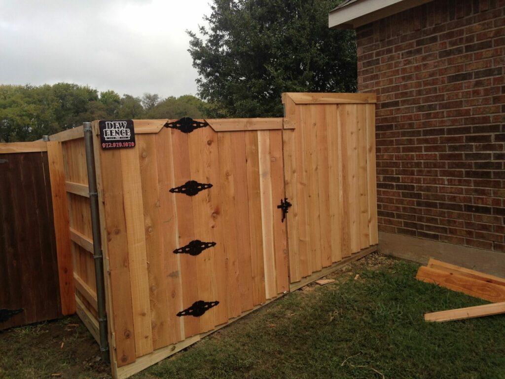 Installing Custom Gates on Your Property