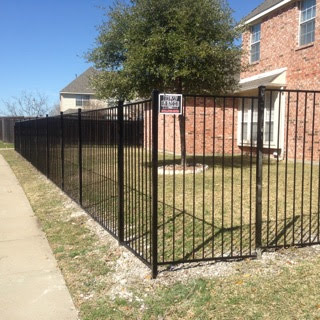Ornamental & Wrought Iron Fence Ornamental & Wrought Iron Fence