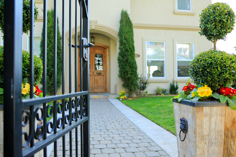4 Reasons Why You Need a Custom Gate 4 Reasons Why You Need a Custom Gate