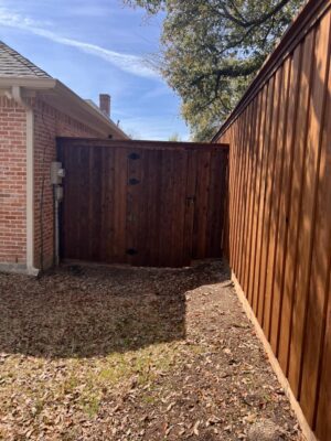 vertical slat fence