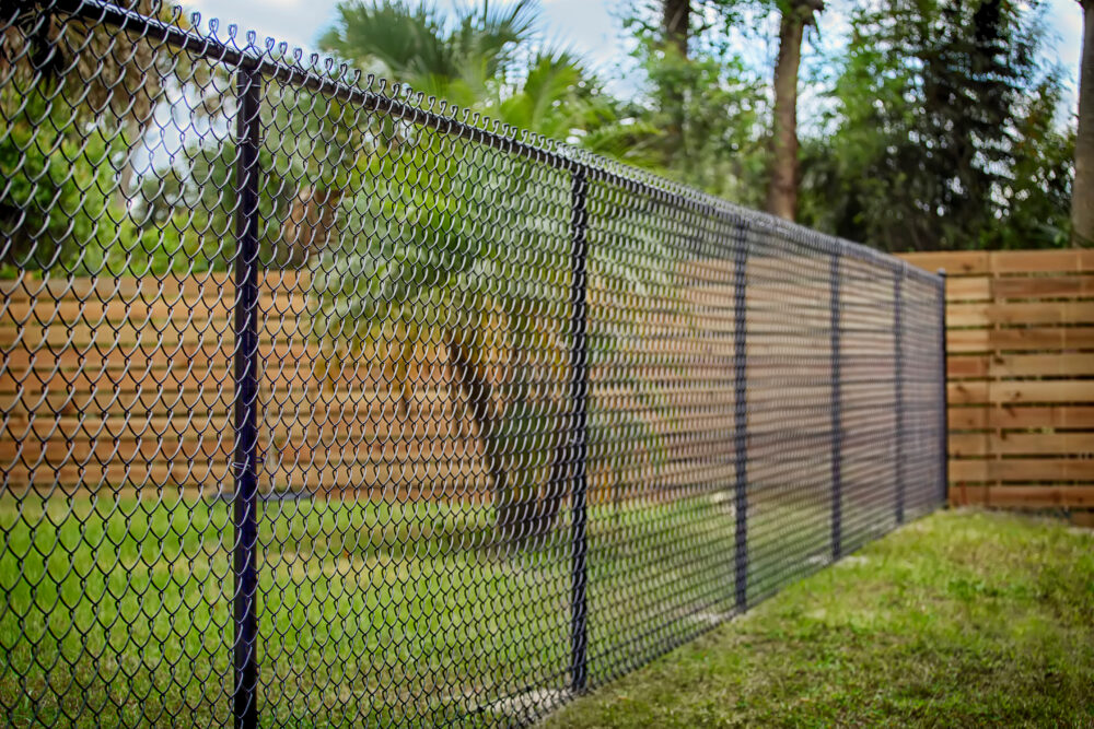 Why Choose Chain Link Fences for Commercial Properties 